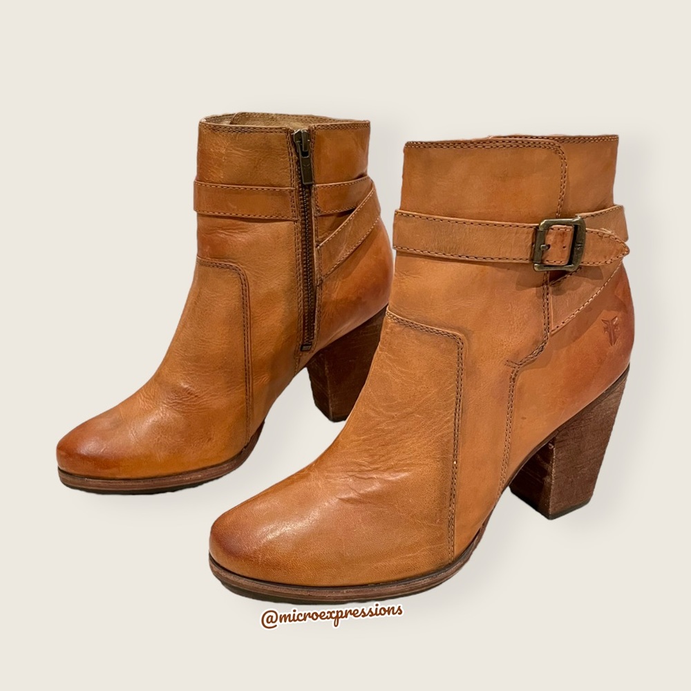 $379 Frye Patty Tan Brown Leather Belt Cute Almond Toe Fall/Winter Ankle Booties - Picture 14 of 16